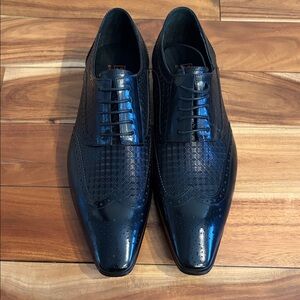 Elegant Navy Blue Oxford Shoes